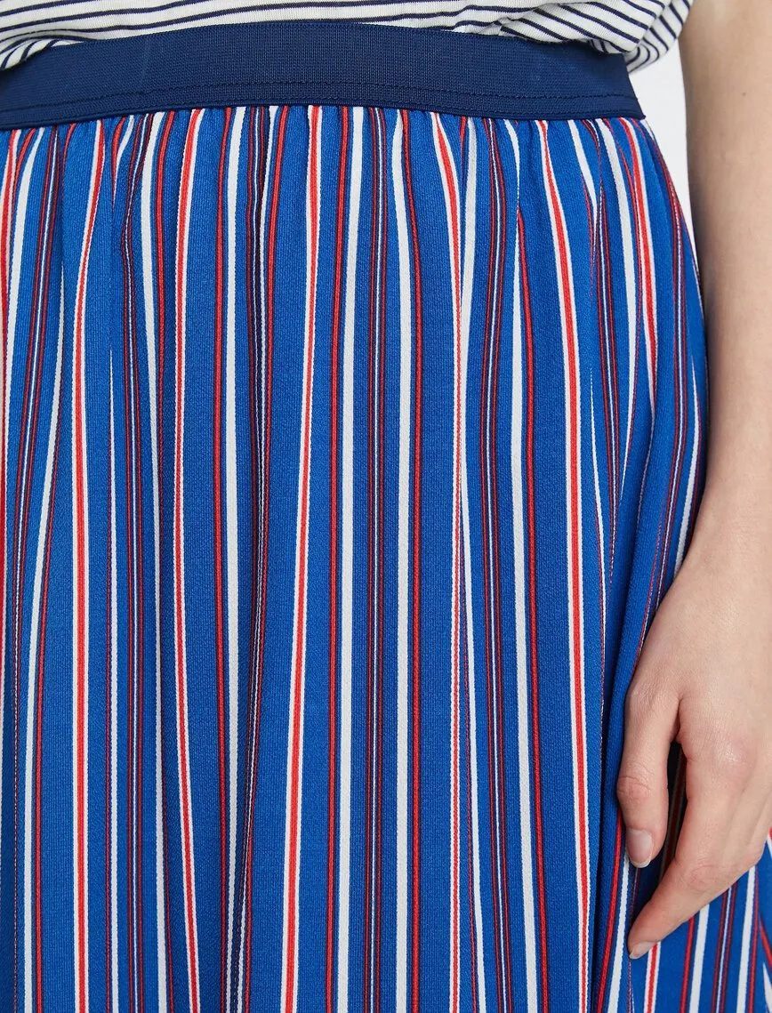 12160 Blue Striped Midi Skirt