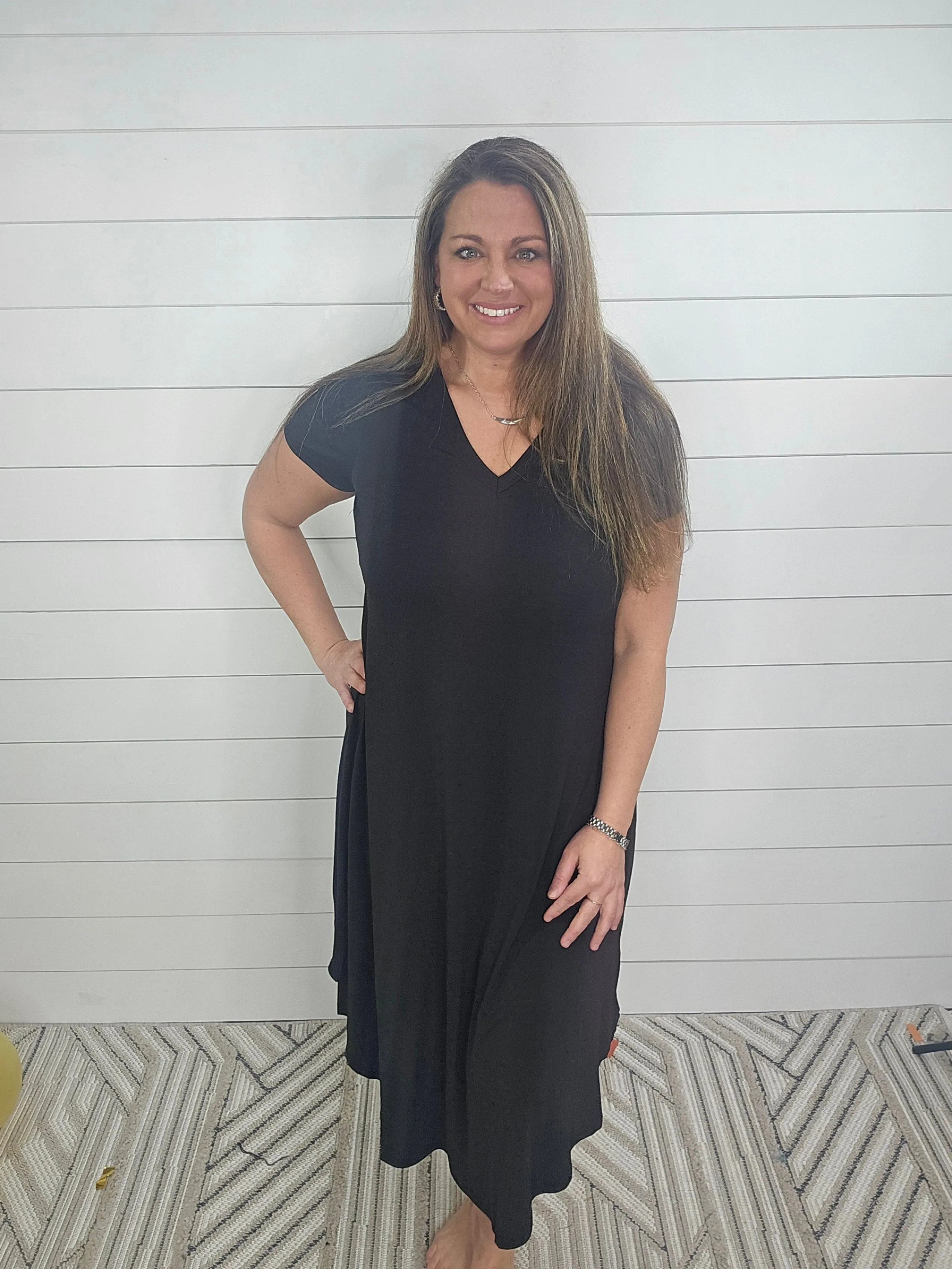 BLACK V NECK MAXI DRESS