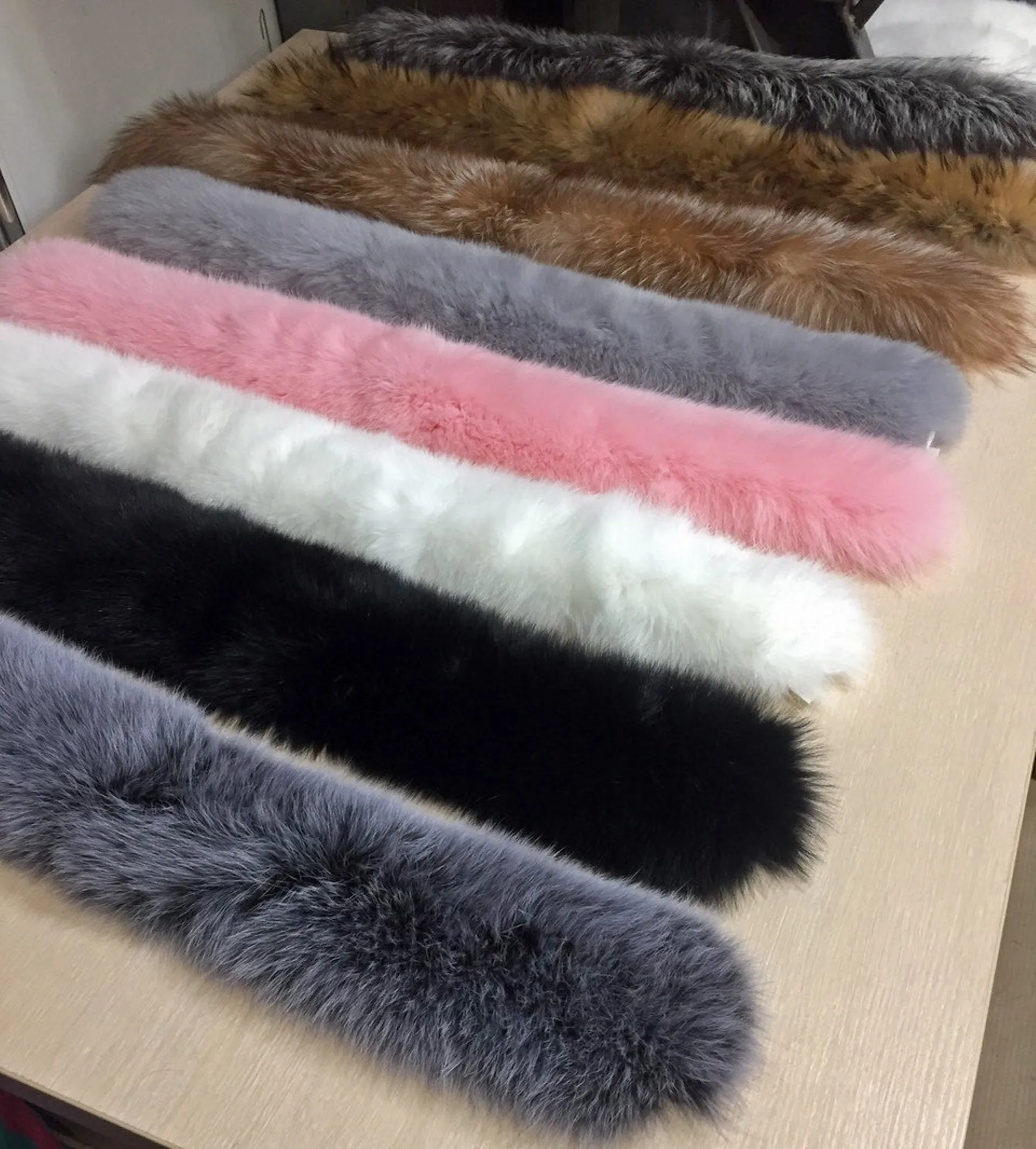 BY ORDER, 14-16 cm WIDTH Double Large Finnish Fox Fur Trim Hood, Fur collar trim, Fox Fur Collar, Fur Scarf, Fur Ruff, Fox Fur Hood, Fox Fur