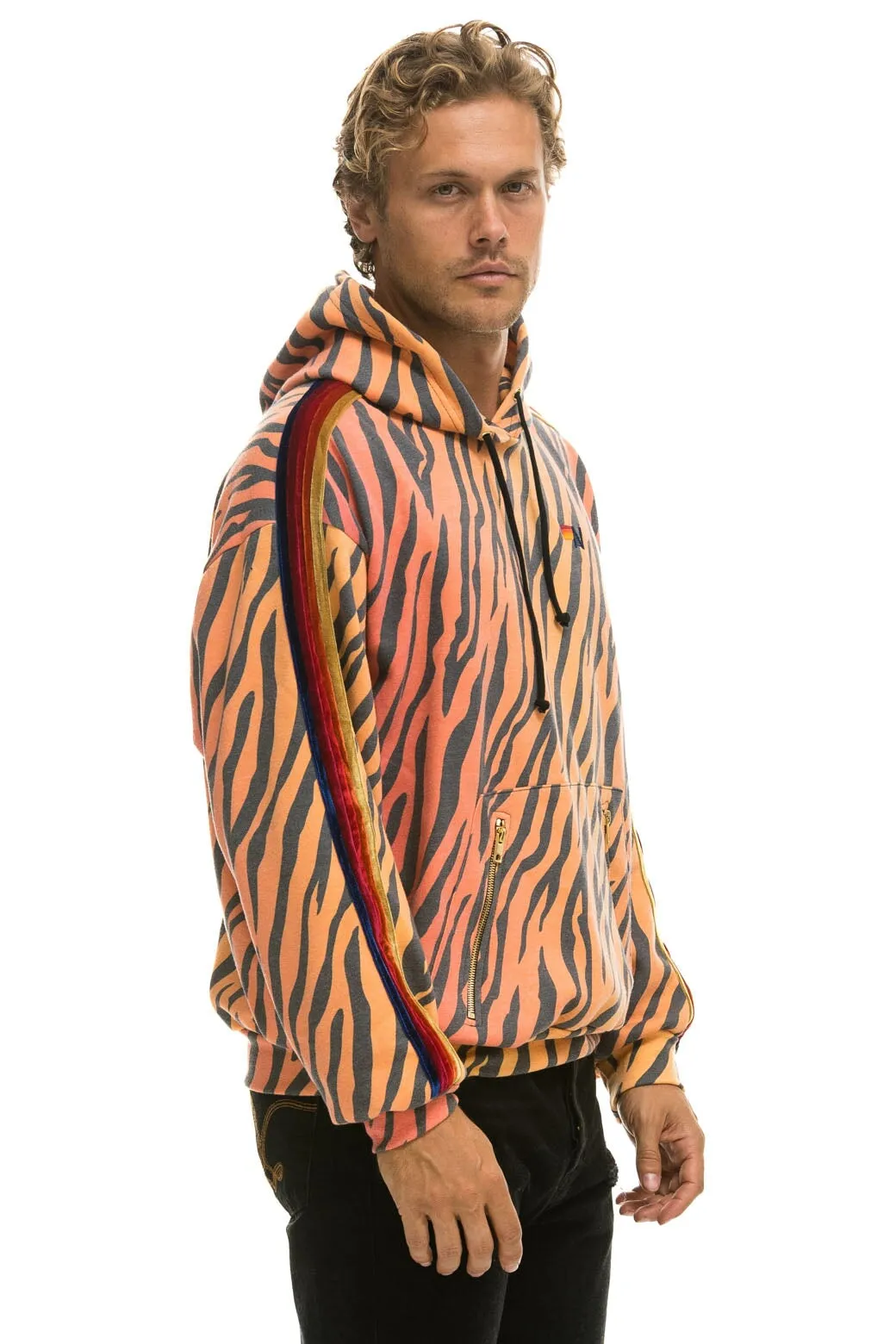 CLASSIC RELAXED PULLOVER HOODIE WITH ZIPPER POCKETS - TIGER