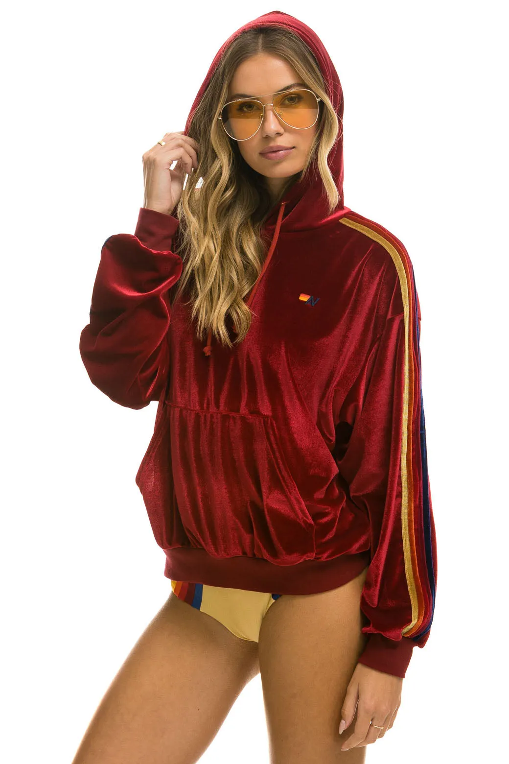 CLASSIC VELVET RELAXED PULLOVER HOODIE - RED