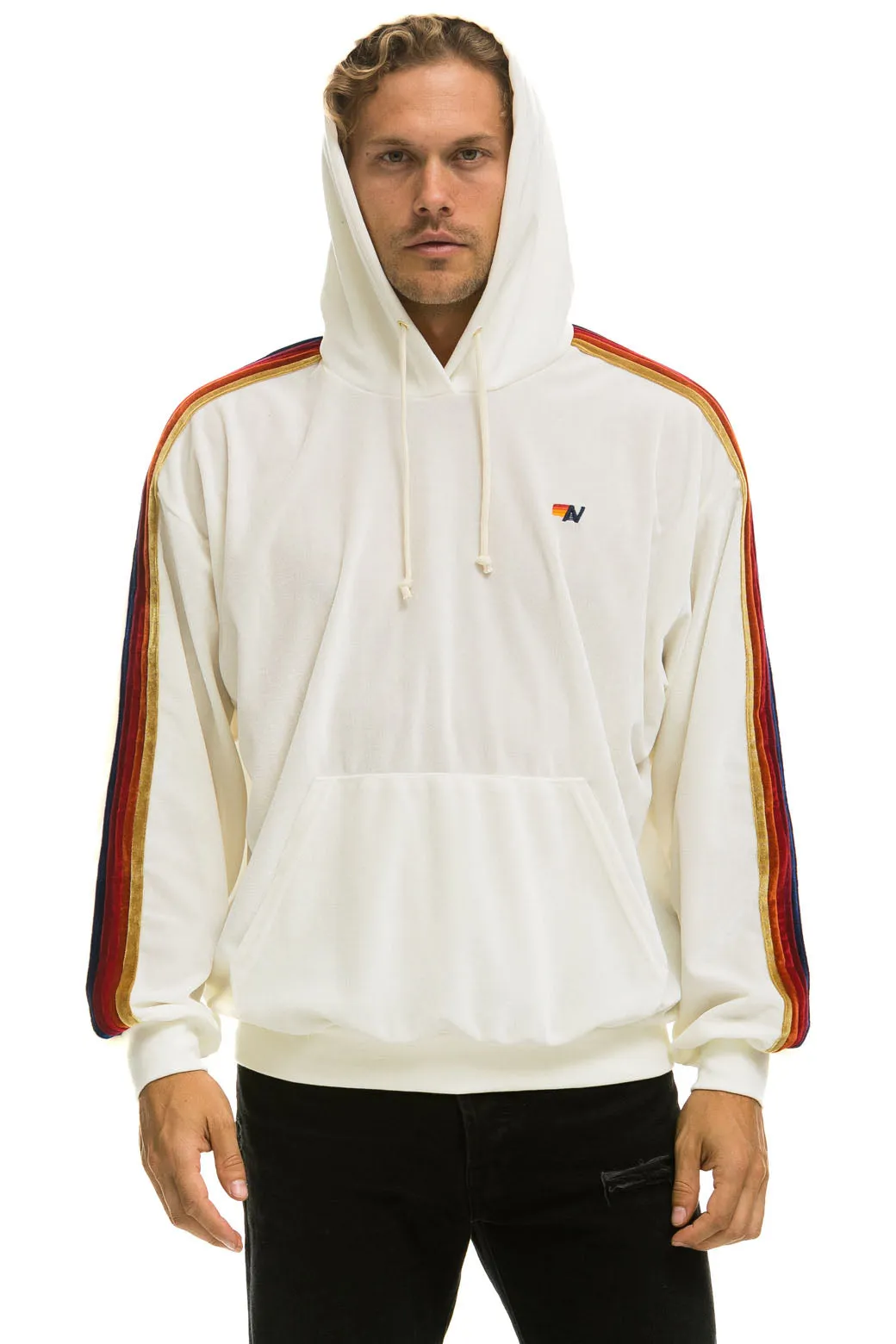 CLASSIC VELVET RELAXED PULLOVER HOODIE - WHITE