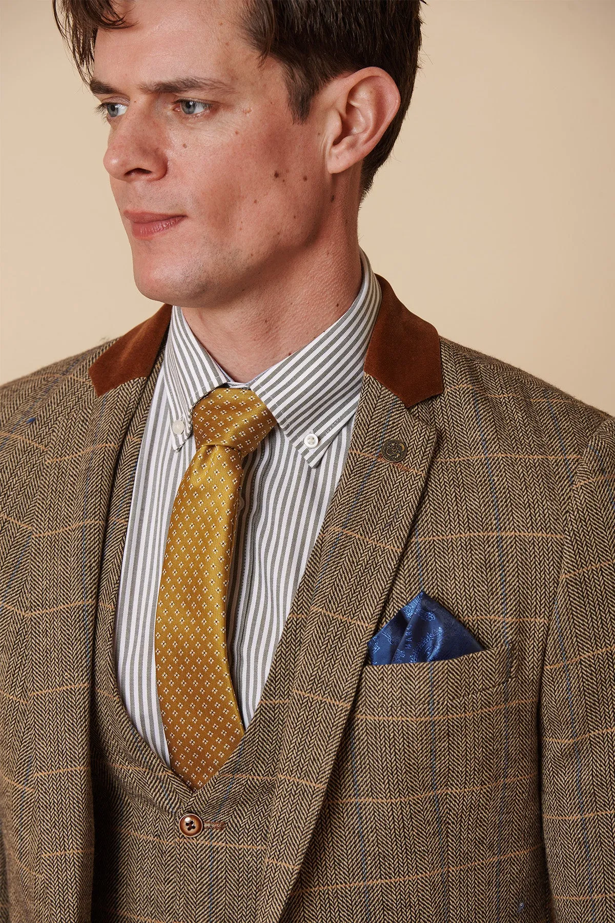 DX7 - Tan Tweed Check Blazer