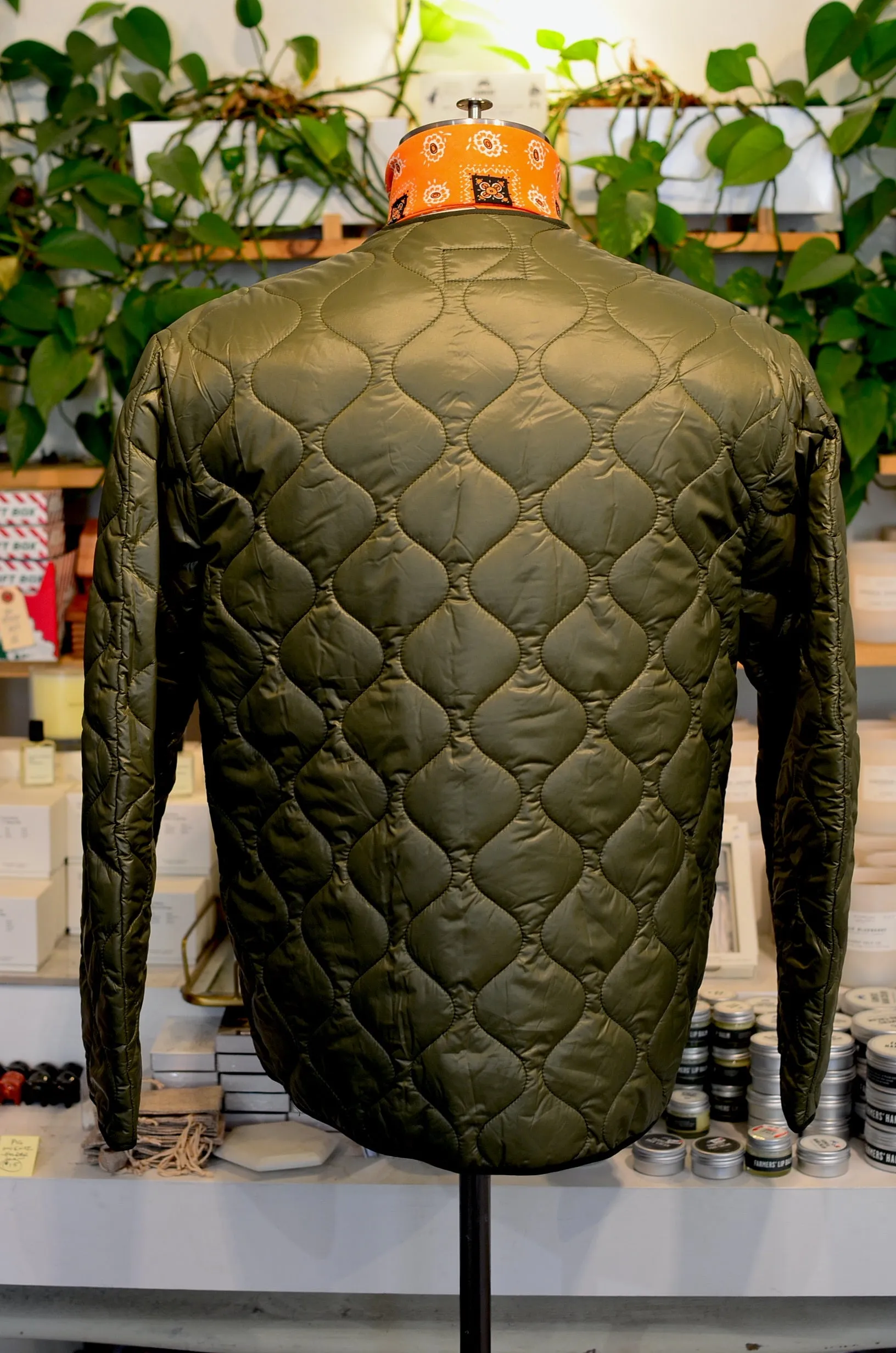 EAST HARBOUR SURPLUS - ATHOL LLINER COAT (OLIVE)