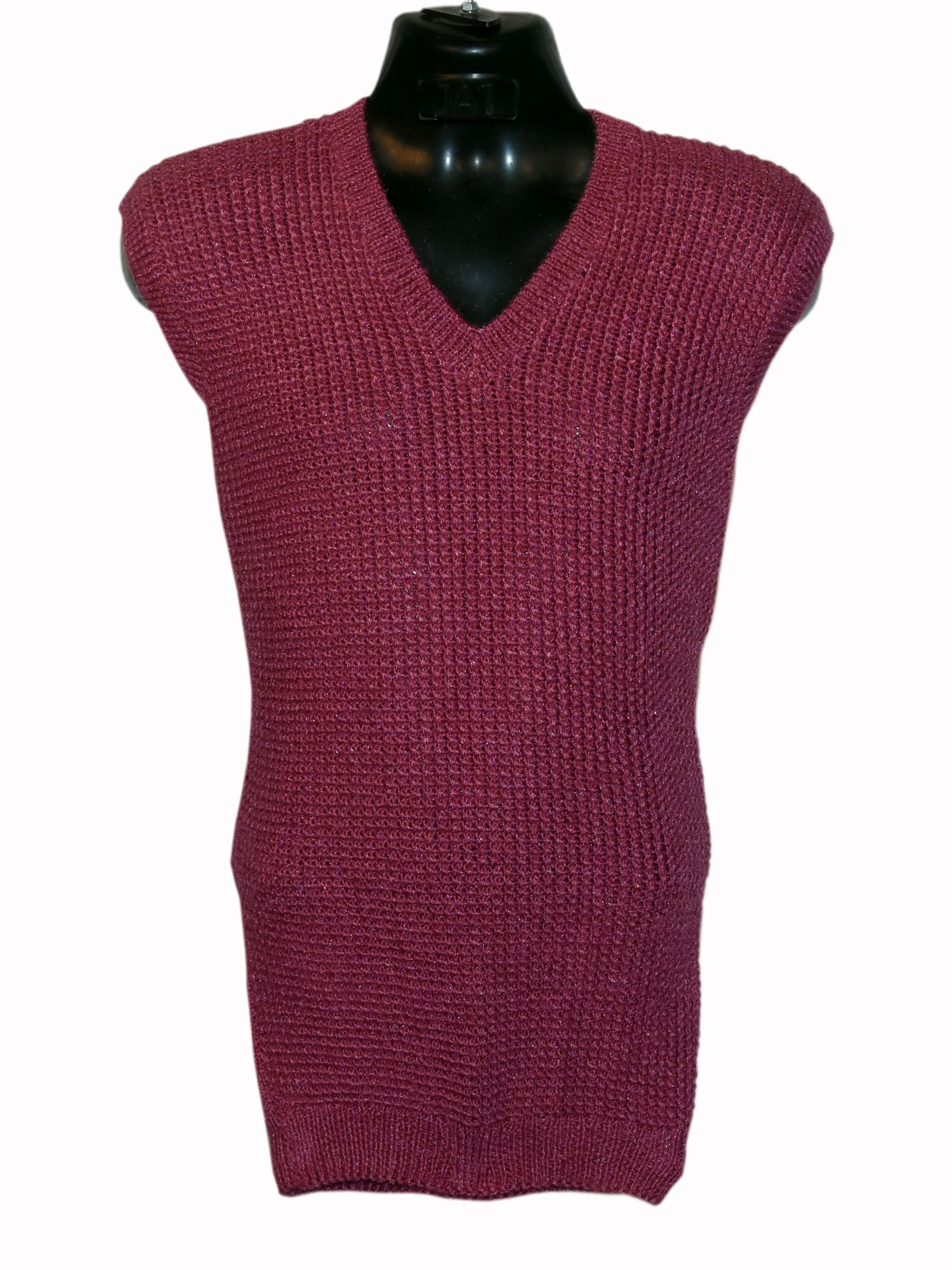 Graminarts Handmade Knitting Half Sweater In Hibiscus Color For Men