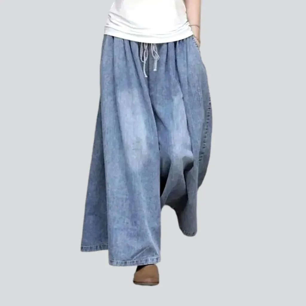 High-waist light-wash women's denim pants