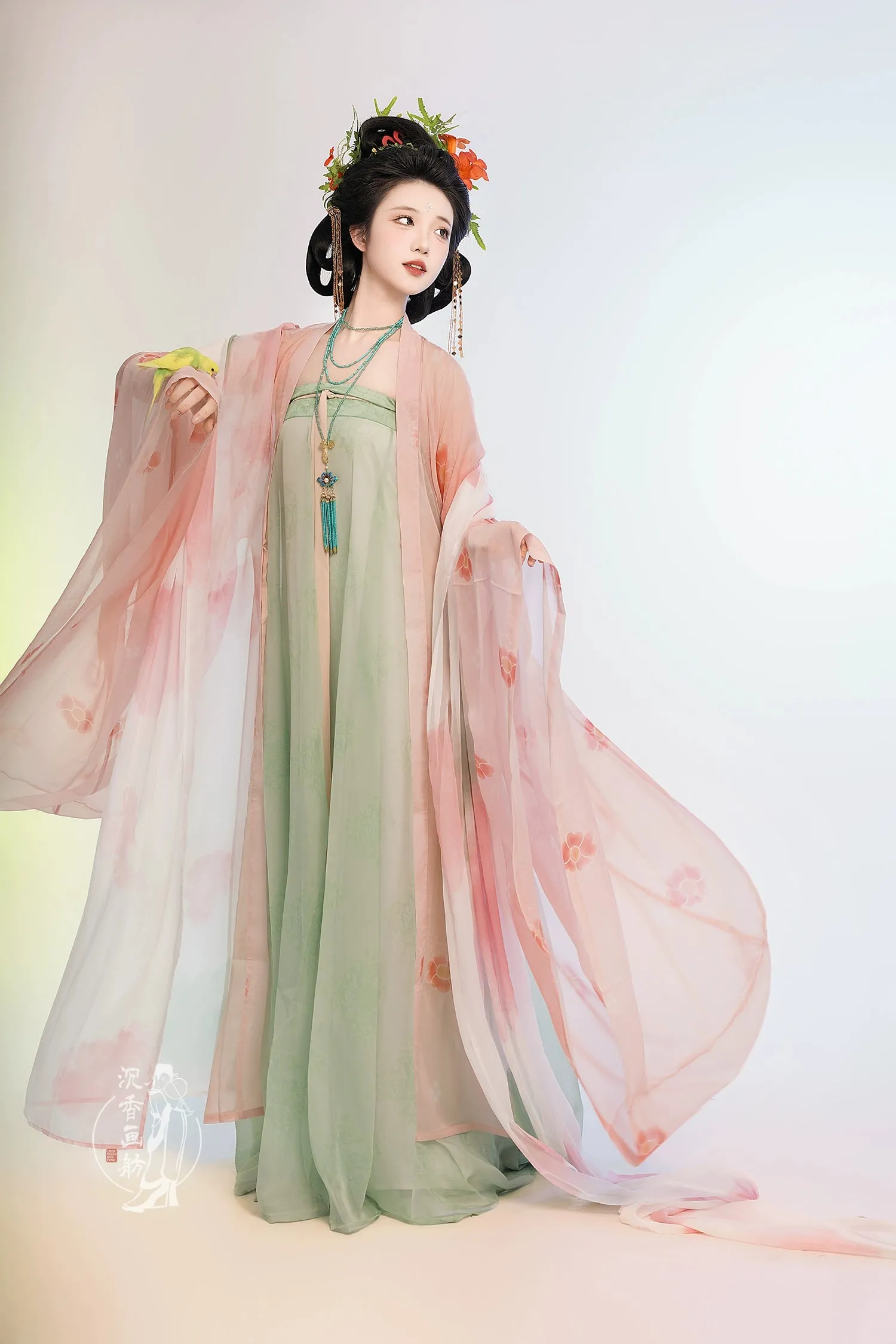 Historically Accurate Tang Dynasty Hanfu, Qixiong Ruqun, Lingxiao (Preorder)