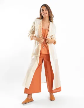 Long coat with a decorative stitch