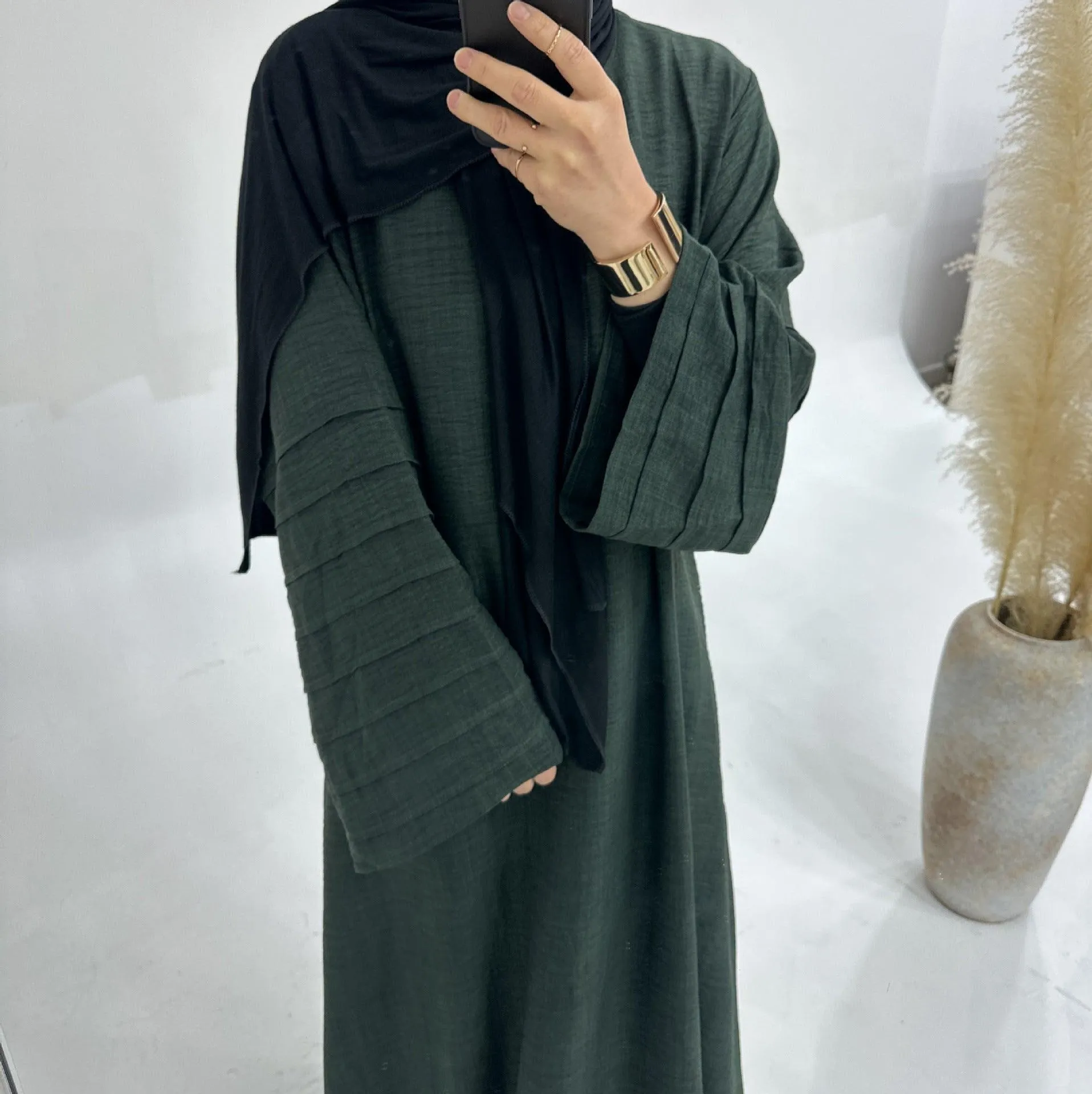 MA051 Solid Wrinkle Sleeve Abaya