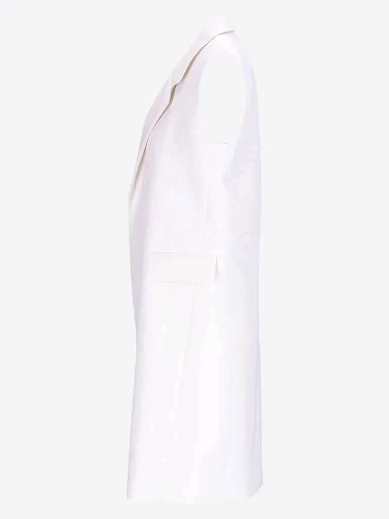 Sleeveless grain de poudre coat