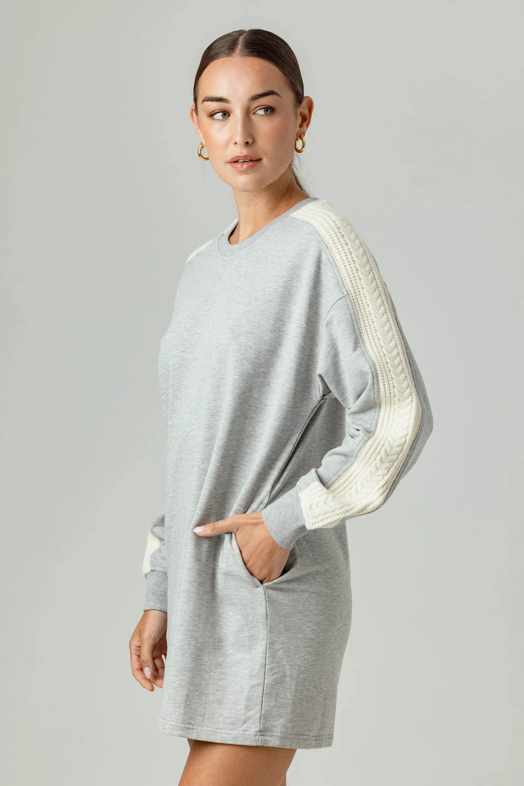 Su130 Sweatshirt Dress