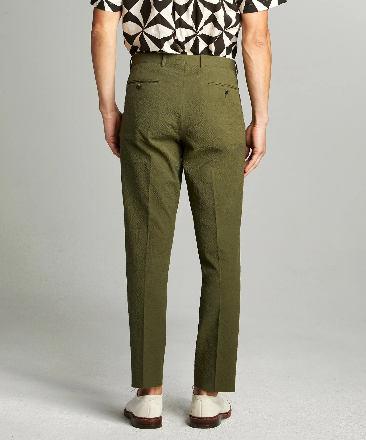 Sutton Seersucker Suit Trouser in Olive