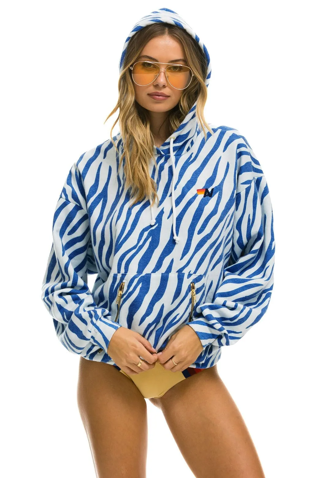 TIGER RELAXED PULLOVER HOODIE WITH ZIPPER POCKETS - BLUE TIGER