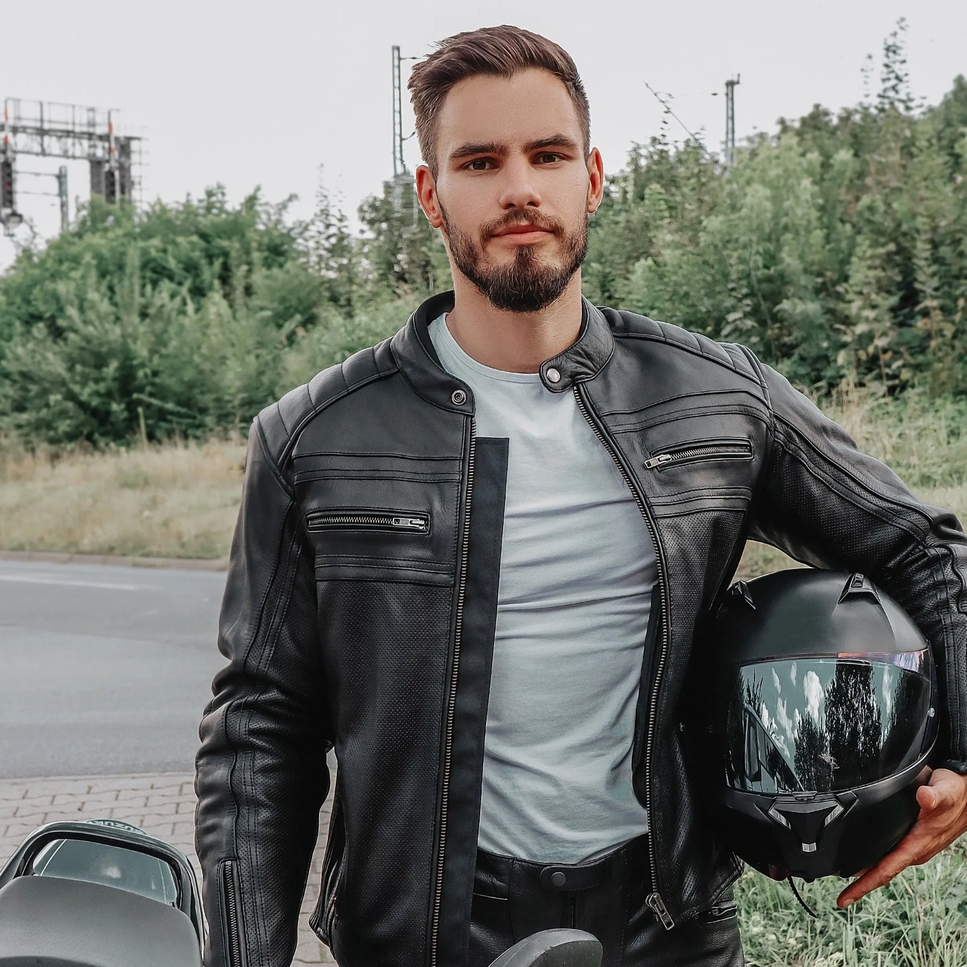 Vanguard Luxe Black Motorcycle Leather Jacket