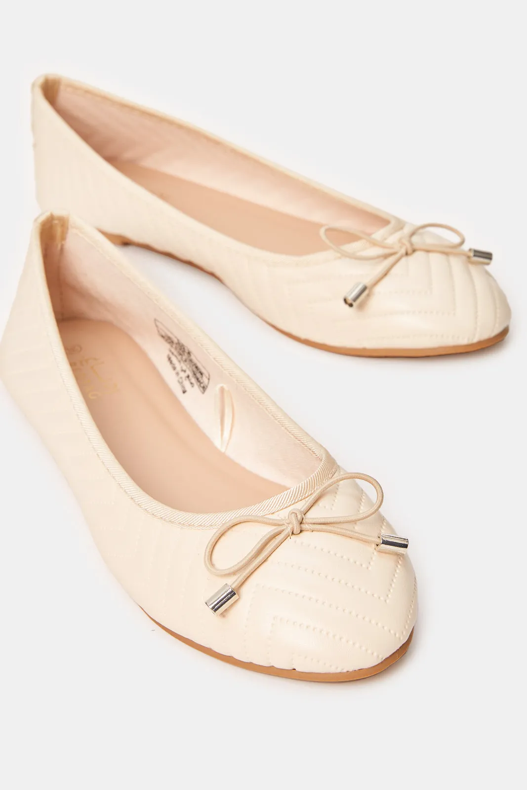 Women Ivory Quilt Ballerinas