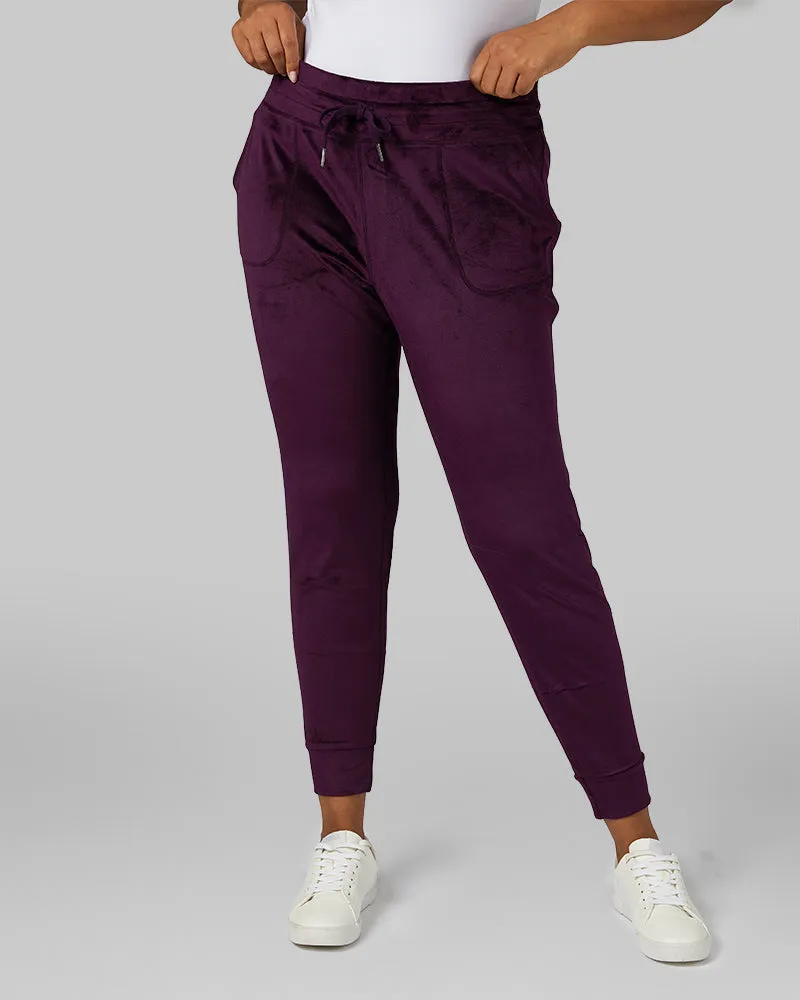 WOMEN'S SOFT VELOUR JOGGER